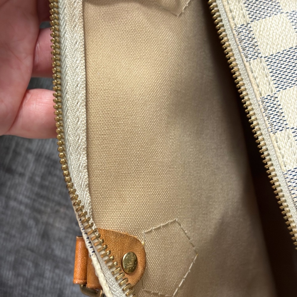 Louis Vuitton Damier Azur Speedy 35 - Picture 15 of 16